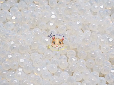 Намистини Грановані White Opal 4 мм (10 шт) Намистини Грановані White Opal 4 мм (10 шт)